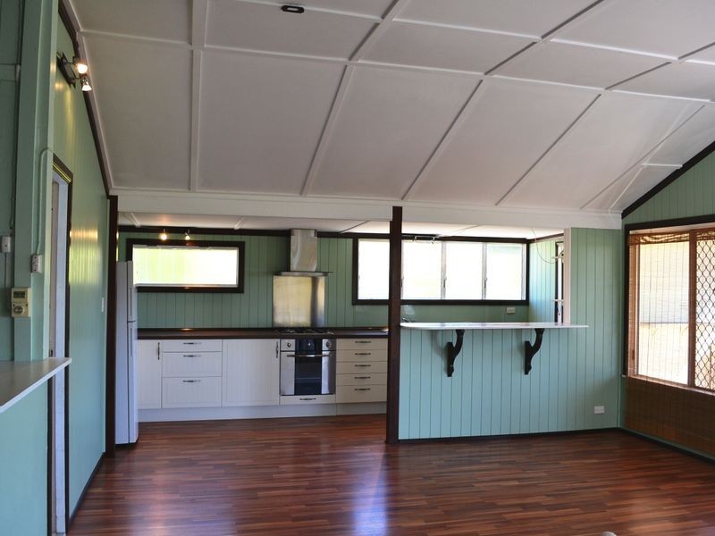 28 Barrow Street, Gayndah QLD 4625