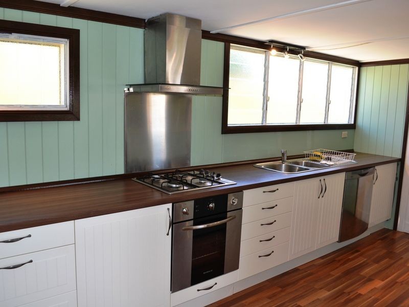 28 Barrow Street, Gayndah QLD 4625