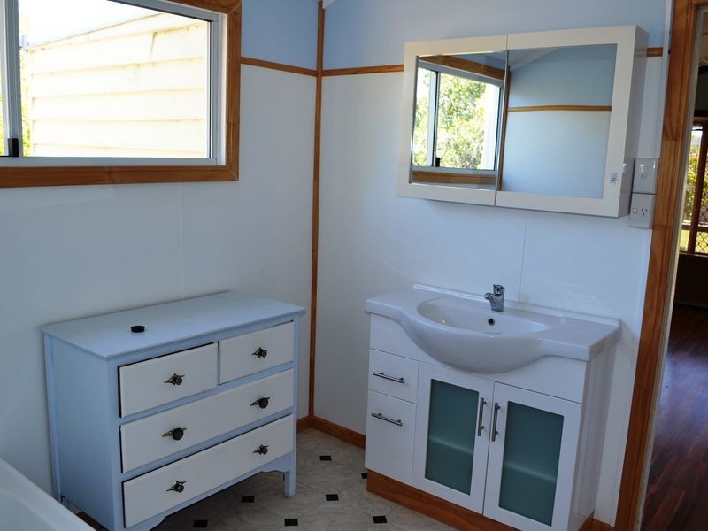 28 Barrow Street, Gayndah QLD 4625