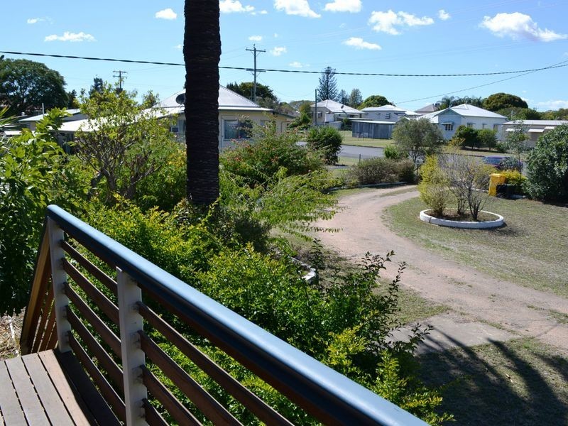 28 Barrow Street, Gayndah QLD 4625