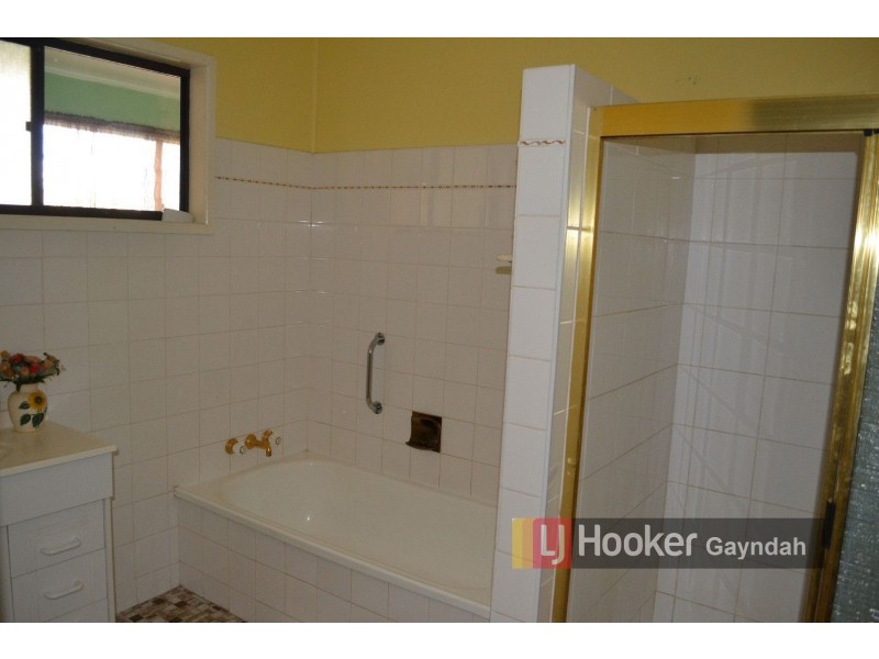 10 Elliott St, Gayndah QLD 4625