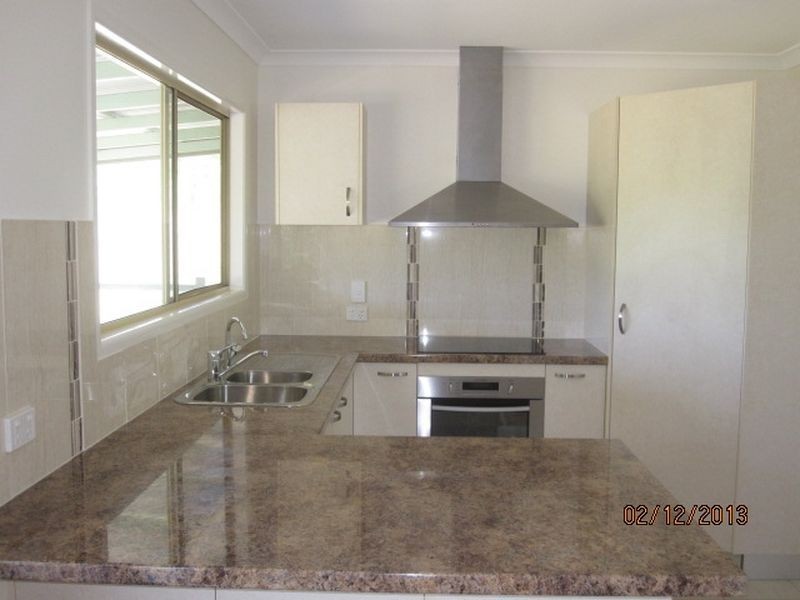 27 Downing Street, Gayndah QLD 4625