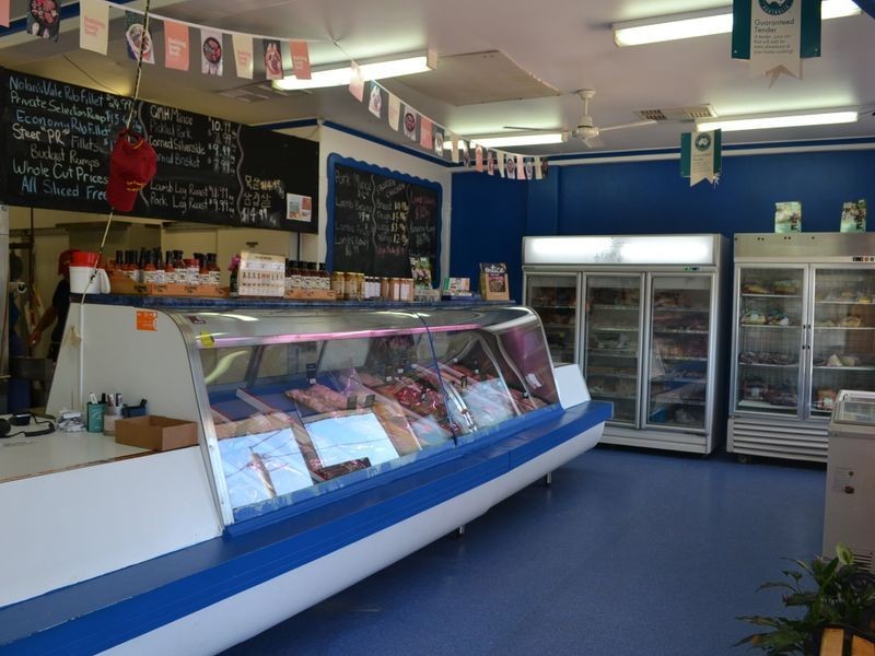 6 Capper St, Gayndah QLD 4625