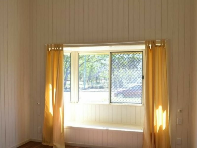 19 Downing Street, Gayndah QLD 4625