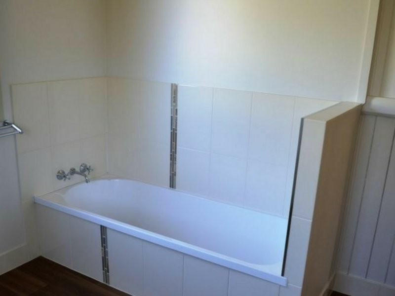 19 Downing Street, Gayndah QLD 4625