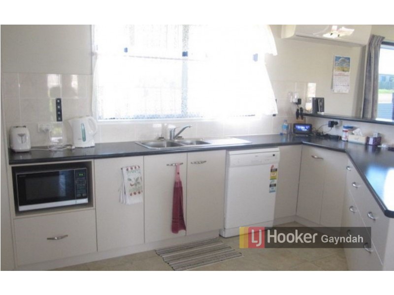 22 Horton St, Biggenden QLD 4621