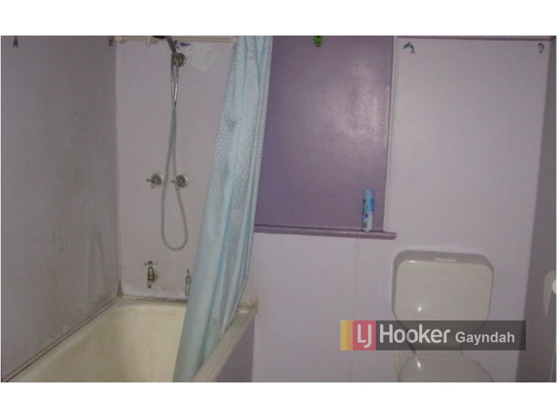 11 George St, Biggenden QLD 4621