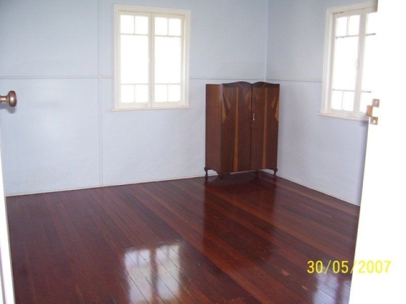 19 Main Street, Coalstoun Lakes, Biggenden QLD 4621