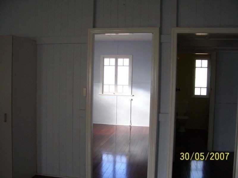 19 Main Street, Coalstoun Lakes, Biggenden QLD 4621