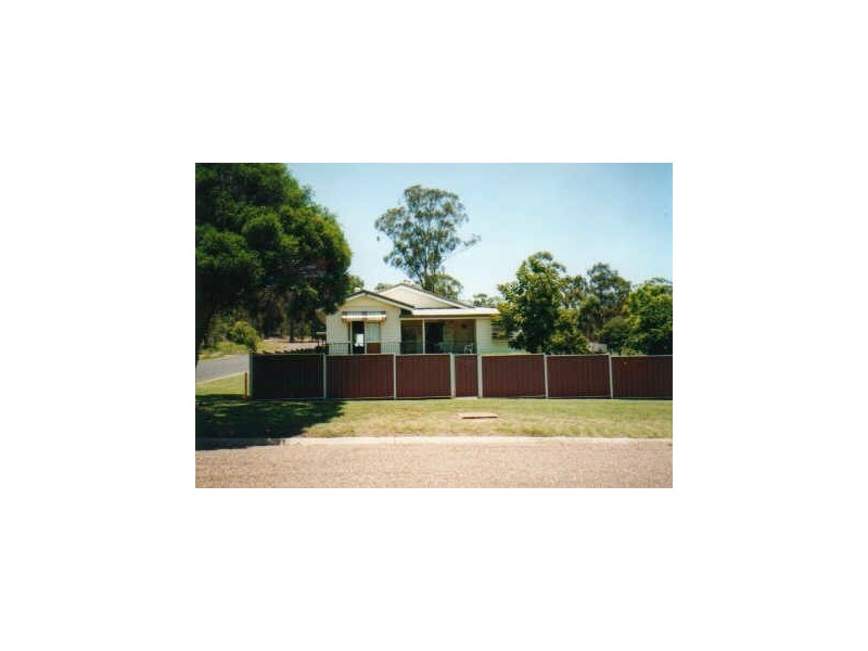 6 Golden Spur Street, Eidsvold QLD 4627