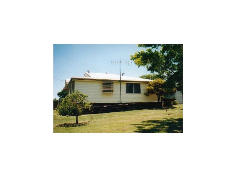 6 Golden Spur Street, Eidsvold QLD 4627