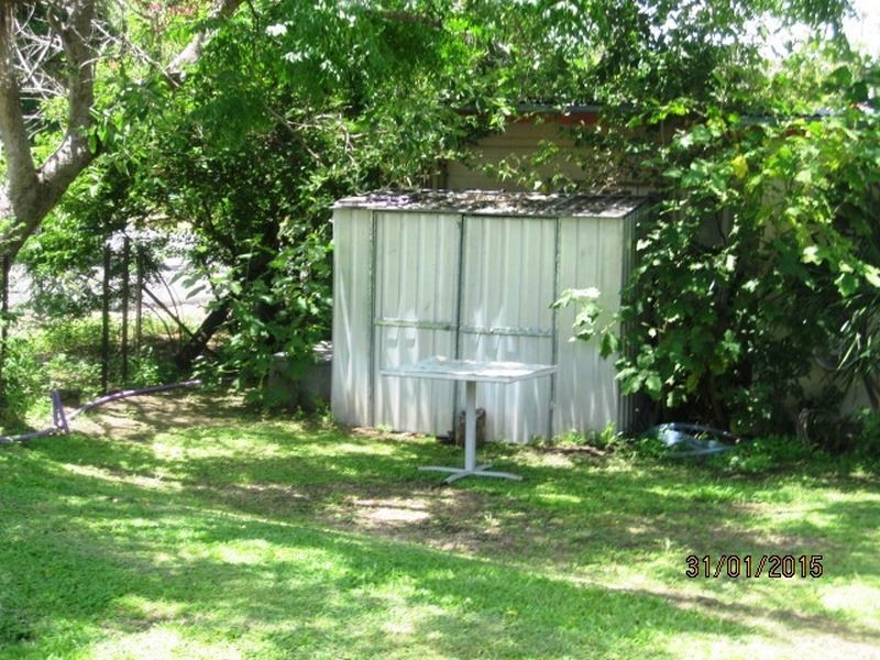 74 Heusman St, Mount Perry QLD 4671