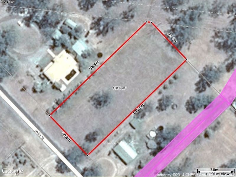 21 John St, Biggenden QLD 4621