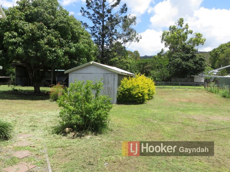 94 Heusman St, Mount Perry QLD 4671