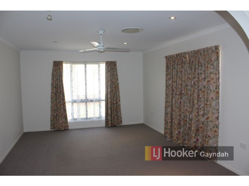 21 Porter St, Gayndah QLD 4625