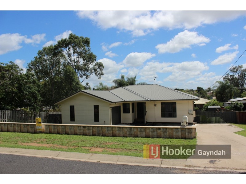 21 Porter St, Gayndah QLD 4625