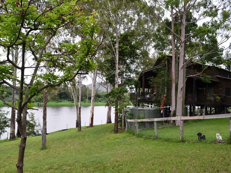 122 Shepards Rd, Gayndah QLD 4625
