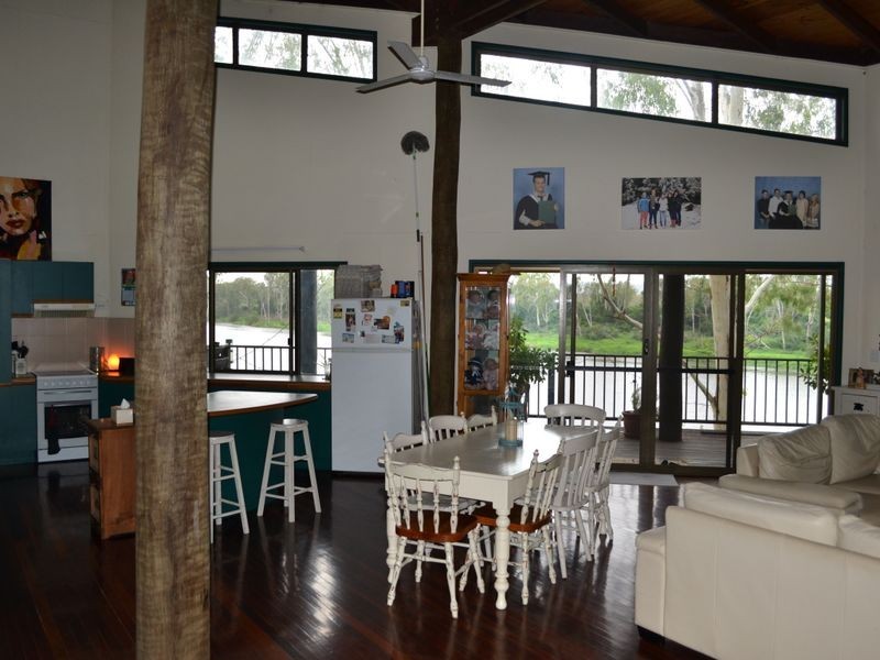 122 Shepards Rd, Gayndah QLD 4625