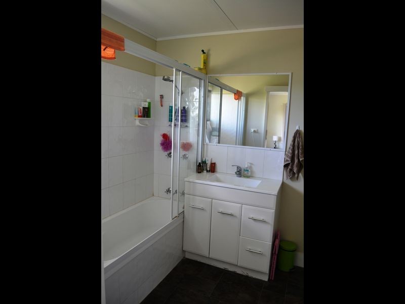 75 Gayndah Mundubbera Rd, Gayndah QLD 4625