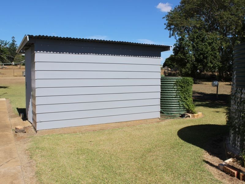 25 Arthur St, Gayndah QLD 4625