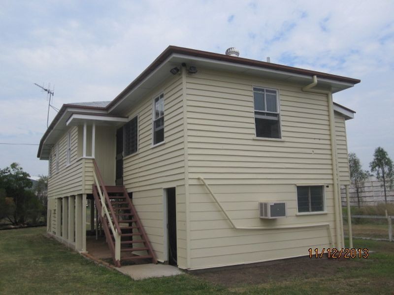 1 Tony Lutvey Street, Gayndah QLD 4625