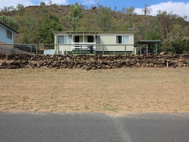 58 Porter Street, Gayndah QLD 4625