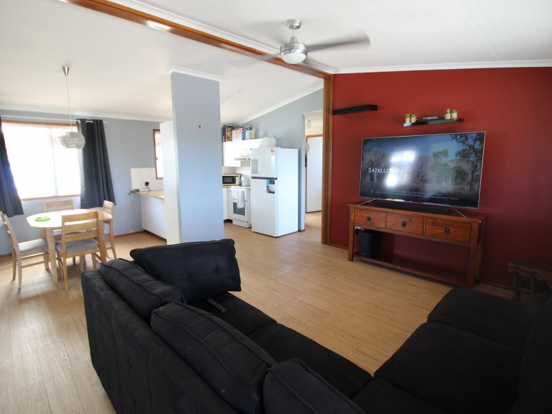 58 Porter Street, Gayndah QLD 4625