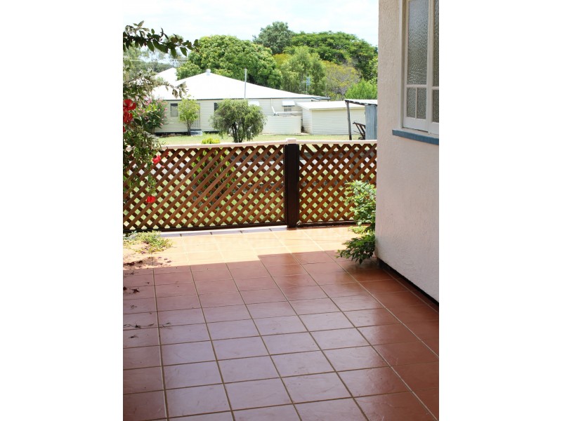 53 Fielding  Street, Gayndah QLD 4625