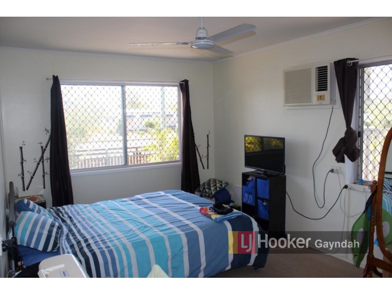 24 Barrow St, Gayndah QLD 4625