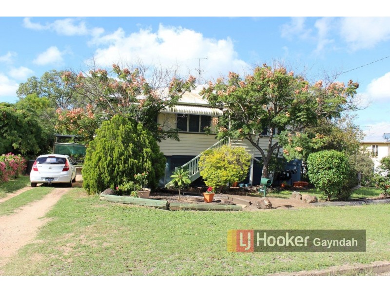 4 Seeney Street, Gayndah QLD 4625