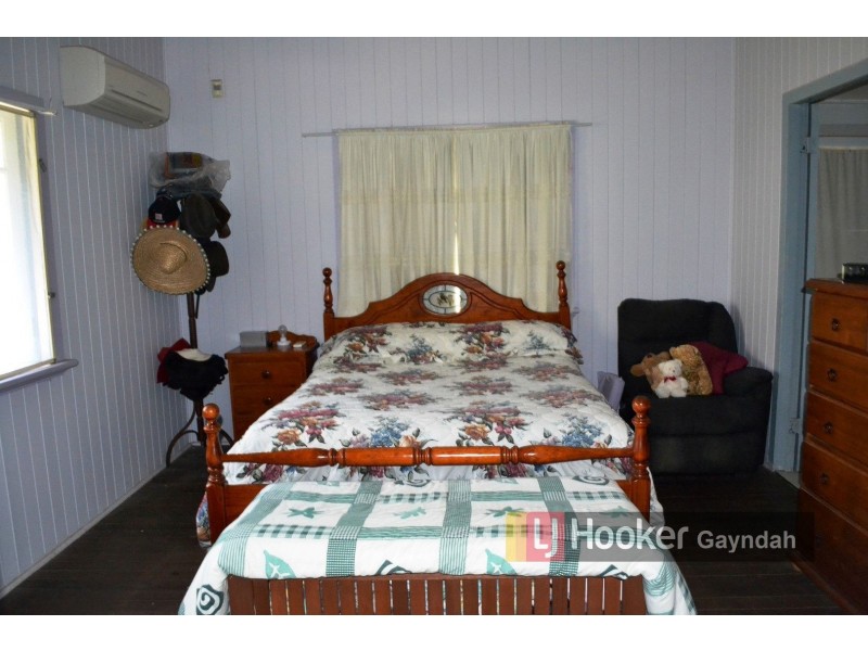 4 Seeney Street, Gayndah QLD 4625
