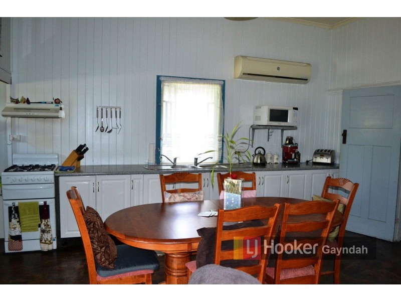 4 Seeney Street, Gayndah QLD 4625