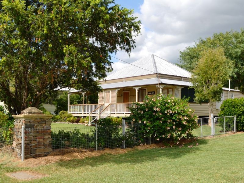 2 Porter St, Gayndah QLD 4625