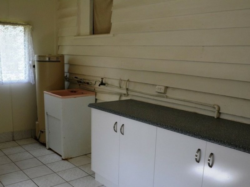 35 Cordelia St, Gayndah QLD 4625