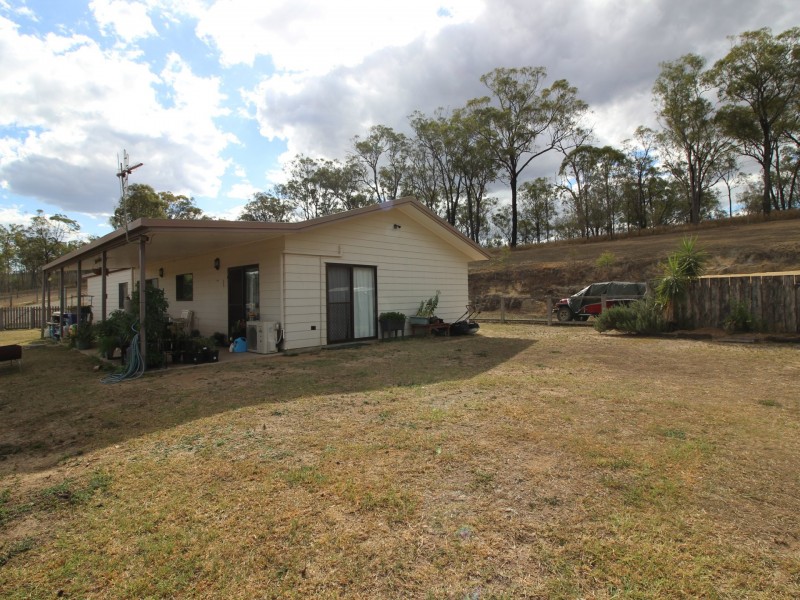 2 Huth Rd, Mount Perry QLD 4671