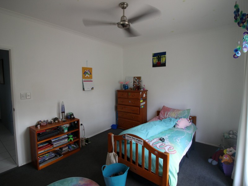 2 Huth Rd, Mount Perry QLD 4671