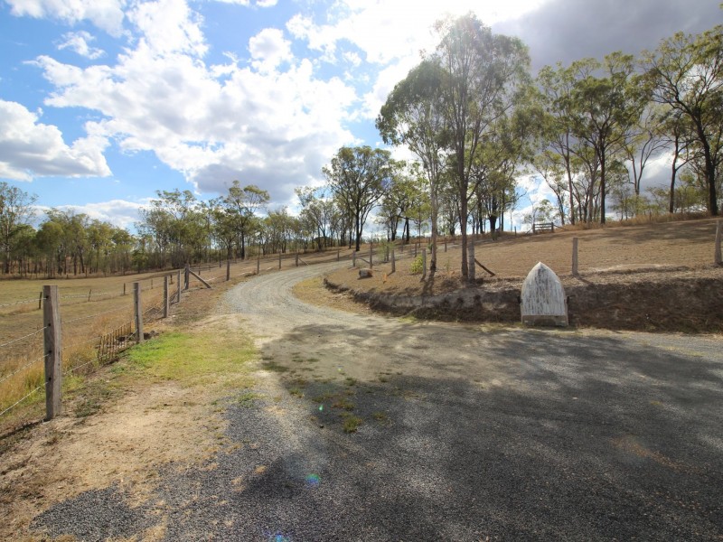 2 Huth Rd, Mount Perry QLD 4671
