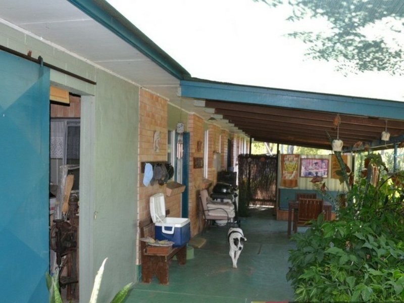 66-68 Dalgangal Rd, Gayndah QLD 4625