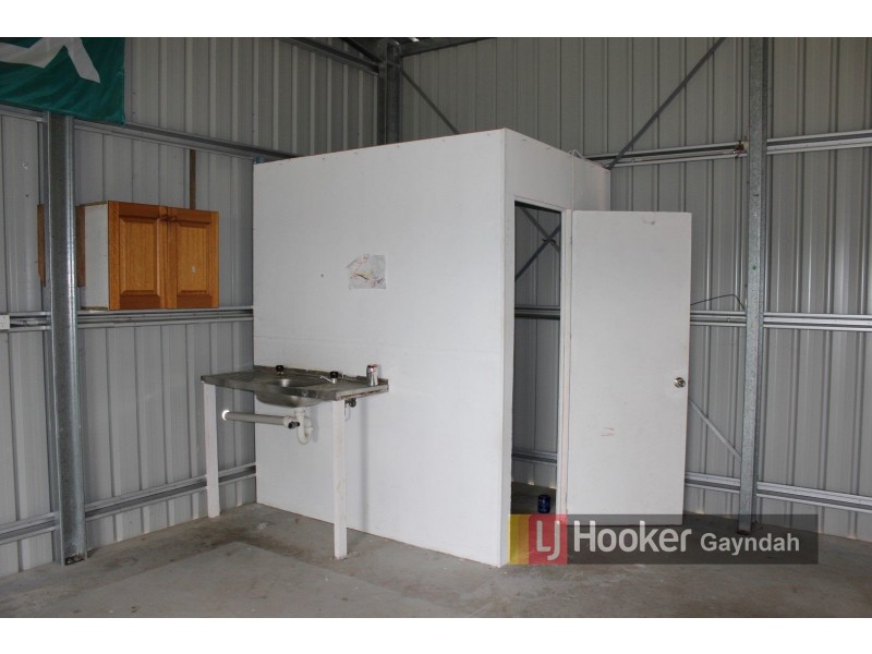 84-86 Adelong St, Gayndah QLD 4625