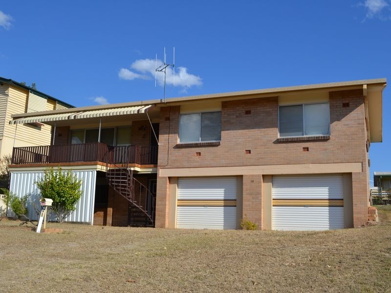 9 Maud St, Gayndah QLD 4625