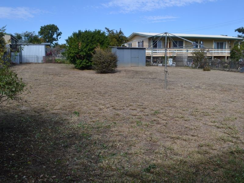 9 Maud St, Gayndah QLD 4625