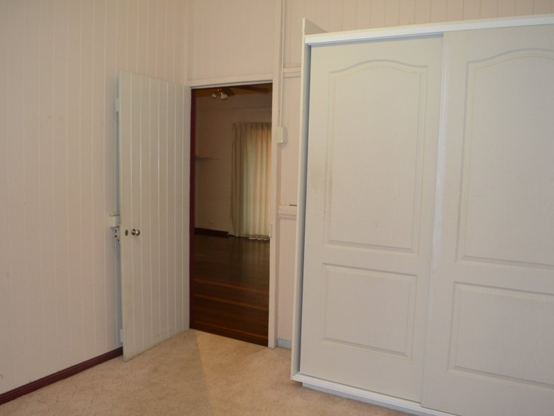 6 Old Maryborough Rd, Gayndah QLD 4625