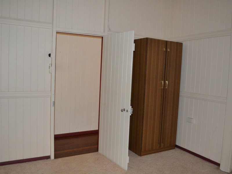 6 Old Maryborough Rd, Gayndah QLD 4625