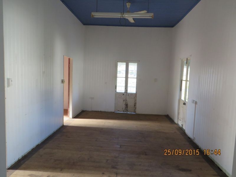 52 Boyd St, Gayndah QLD 4625