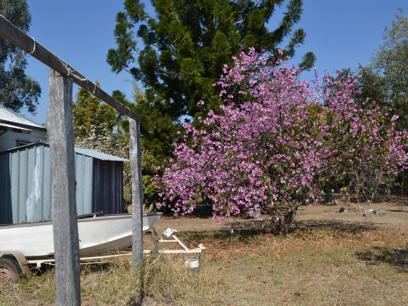 52 Boyd St, Gayndah QLD 4625