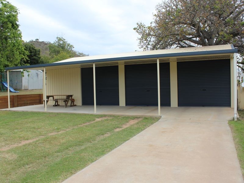 22 Bamboo Street, Gayndah QLD 4625