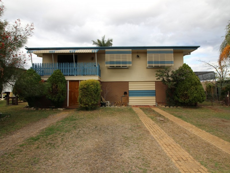 83 Fielding Street, Gayndah QLD 4625