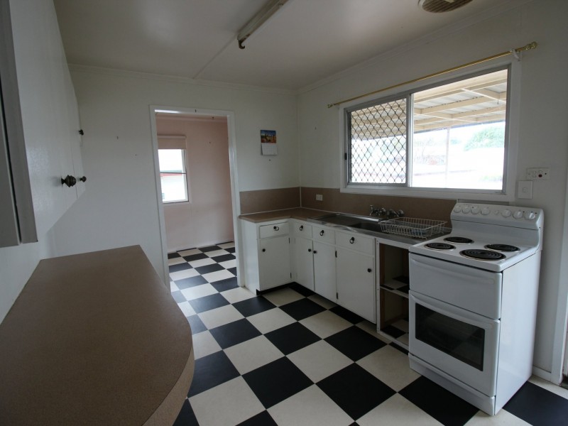 83 Fielding Street, Gayndah QLD 4625