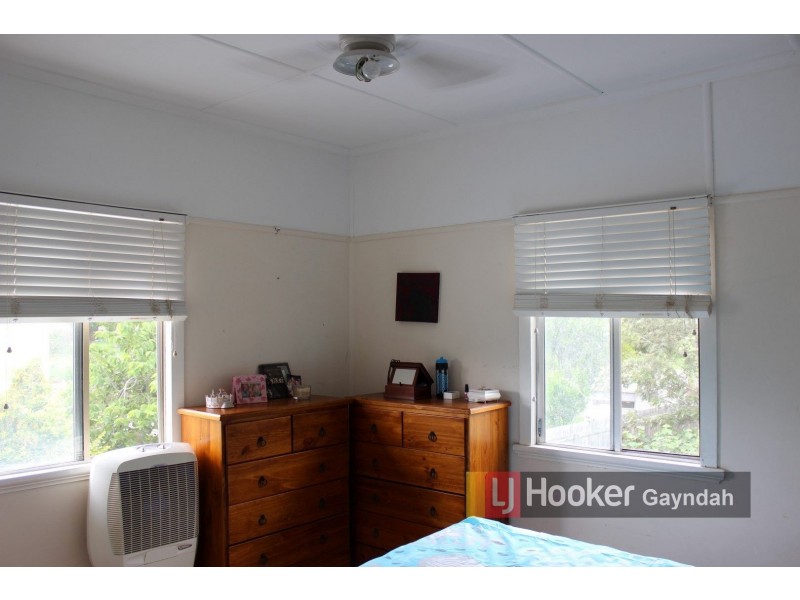 12 Elizabeth Street, Biggenden QLD 4621