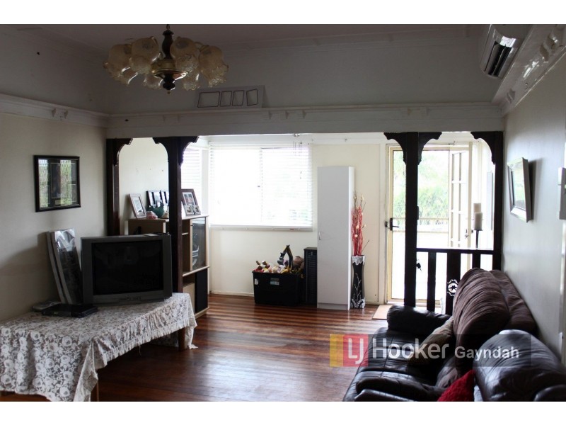 12 Elizabeth Street, Biggenden QLD 4621
